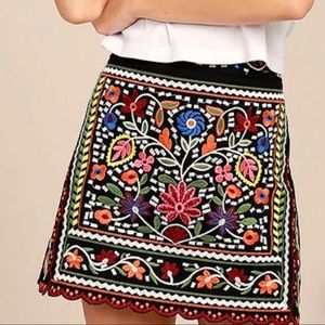 Emory Park vibrant embroidered mini skirt with scalloped edge | Size M